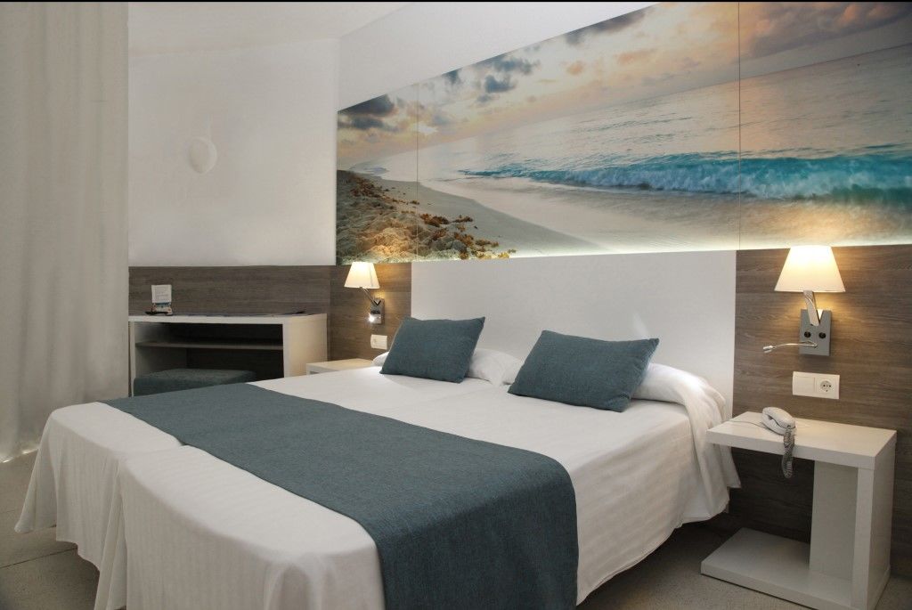 Azuline Hoteles Mar Amantis & II Сан-Антоніо Екстер'єр фото